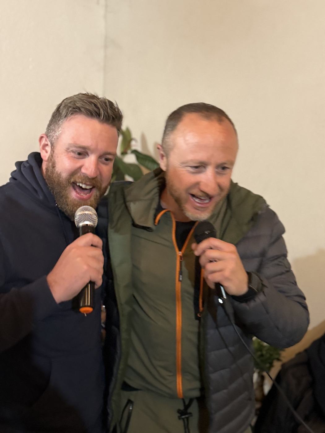 Il karaoke della sera